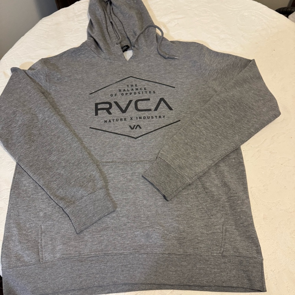 RVCA Gray Sweatshirt‎ Hoodie Classic Pullover